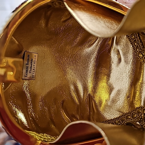 Tennessee Titans jeweled helmet purse - Picture 5 of 8